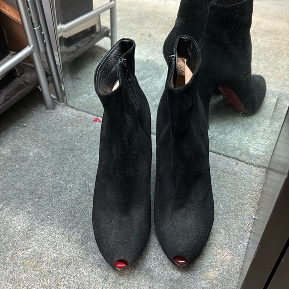 Christian Louboutin black suede ankle boots - Picture 2 of 11